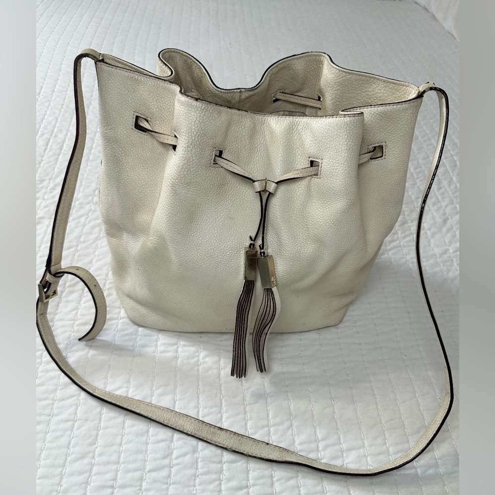 Kate Spade Cream/Beige 100% Cow Leather Shoulder Bag with Tassel - Picture 2 of 16